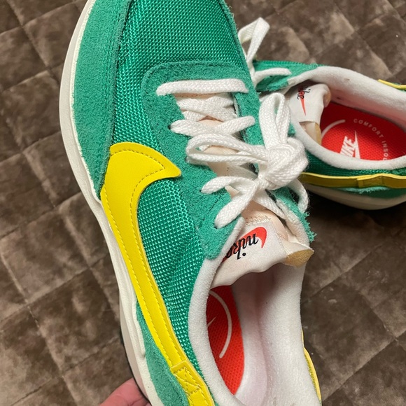 Women's Waffle Debut Vintage-Like Casual Sneakers Size 6.5 - Picture 3 of 6